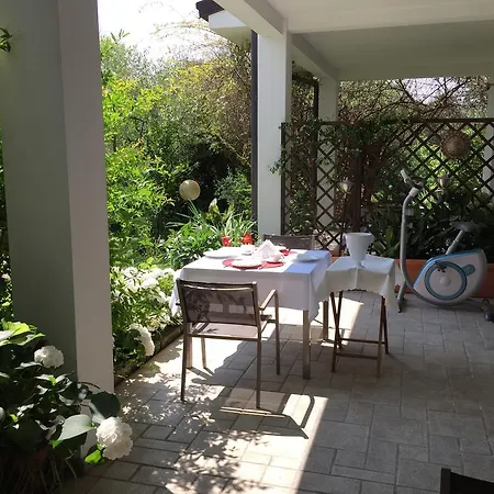Il Paradiso Del Garda Паденге-суль-Гарда